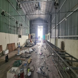 Xưởng Thạnh Lộc 19 gần ngã tư ga Dt: 10×25m đường xe tải Giá 16tr