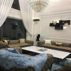 Bán biết thự K300, Phường 12, Tân Bình. DT: 10x17m. Giá 32 tỷ tl