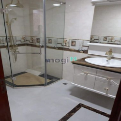 Bán nhà lk La Khê gần vòng xuyến Lê Trọng Tấn 50m2*6T giá chỉ 9,3 tỷ!