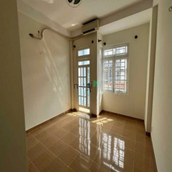 Bán Nhà 1 Trệt 2 Lầu Đường 441 Lê Văn Việt Ngay ĐH GTVT