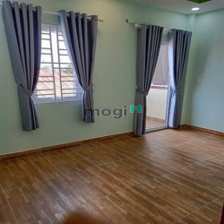 Bán Nhà 1 Trệt 2 Lầu Đường 441 Lê Văn Việt Ngay ĐH GTVT