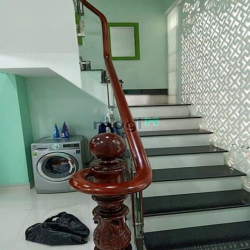 Bán Nhà 1 Trệt 2 Lầu Đường 441 Lê Văn Việt Ngay ĐH GTVT