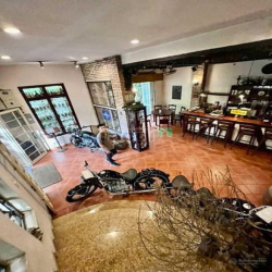 Villa 1.400m2 duy nhất Bến Nghé có sân vườn - mặt tiền 98 Nguyễn Du Q1