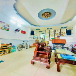 Bán Nhà 4 Tầng, 72m2, Ngang 5m, HxH Thông, Ngay Cạnh Eaon Tân Phú.