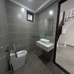 Bán Biệt Thự mini Phú Nhuận. Diện tích: 6x16m 3 Tầng Đẹp. Khu VIP