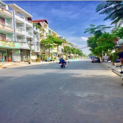 nhà mặt tiền kinh doanh khu Bình Phú, Q6