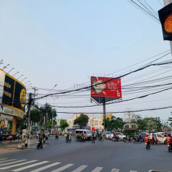 Hot Cho thuê mặt bằng đường Phan Trung  vị trí đắc địa 312m2 ngang 12m