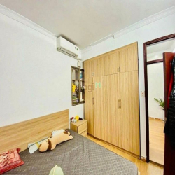 Nhanh! Bán nhà tập thể Tôn Đức Thắng - 65m2 x 2PN - Giá Cực Tốt!