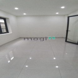 Cho thuê nhà liền kề Lương Thế Vinh, 90m2, 5 tầng, 25 triệu