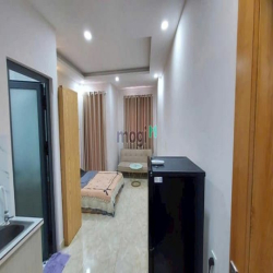 CHDV Hoàng Hoa Thám, Hẻm Xe Hơi 96M2, 4 Tầng, HDT 300TR/NĂM, 10.6 Tỷ