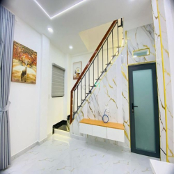 Bán Nhà Mới Đẹp , Hẻm Ba Gác gần MT Tăng Bạt Hổ P.11 BT 18,3m2, 2 tỷ89