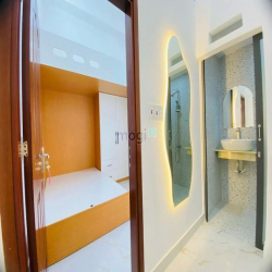 Bán Nhà Mới Đẹp , Hẻm Ba Gác gần MT Tăng Bạt Hổ P.11 BT 18,3m2, 2 tỷ89