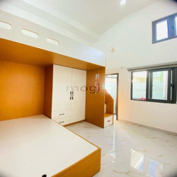 Bán Nhà Mới Đẹp , Hẻm Ba Gác gần MT Tăng Bạt Hổ P.11 BT 18,3m2, 2 tỷ89