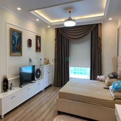 Chính chủ cần bán gấp CH Riverside Residence - PMH,Q7, Giá 6,9ty