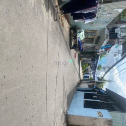 Nhà mặt tiền hẻm xe hơi 380 Lê Văn Lương, Quận 7. 5*20, 6,3 tỷ.