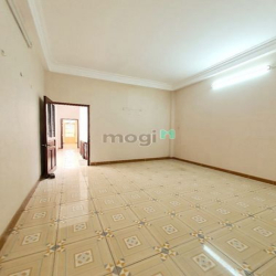 Cho thuê nhà 1 trệt 2 lầu gần bv Đồng Nai, P.Tam Hòa, Biên Hòa