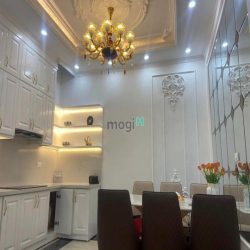 Bán Nhà Văn Cao, Ba Đình, Ô TÔ, 3 Thoáng, KD, 50m2 4T MT4M, Giá 6.3 Tỷ