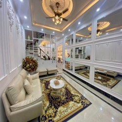 Bán Nhà Văn Cao, Ba Đình, Ô TÔ, 3 Thoáng, KD, 50m2 4T MT4M, Giá 6.3 Tỷ