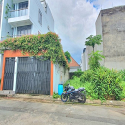 Bán đất đường  970 Nguyễn Duy Trinh ,Phú Hữu ,Q9 -70m2 .giá 3 tỷ 800