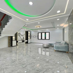 Bán Nhà Hẻm Xe Hơi Võ Văn Hát, 66.3m2, 4 Tầng, Long Trường, Quận 9