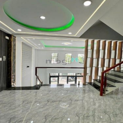 Bán Nhà Hẻm Xe Hơi Võ Văn Hát, 66.3m2, 4 Tầng, Long Trường, Quận 9