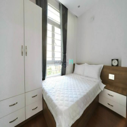 Căn hộ 1PN - Cửa sổ Lớn ngay Mạc Đỉnh Chi gần Nhà thờ Đức Bà