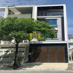 Nhà Hầm 3 Lầu - Thang Máy - Khu Đô Thị An Phú - 31 Triệu