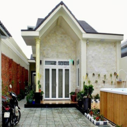 Nhà Biệt thự đường D14, D4/13 KDC Thuận Giao Bình Dương 10x30=300 m2.