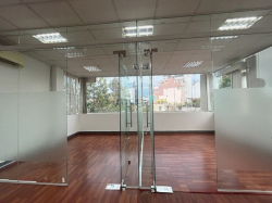 Văn phòng 85m2 View kính Xịn sò đường Trần Quang Khải quận 1