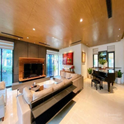 Bán KS mặt tiền Calmette, Q1, DT 7,5m x 20m hầm 7 lầu, HĐT 329tr