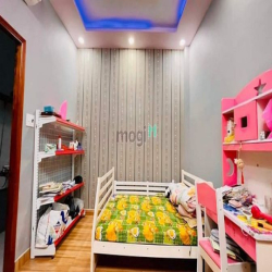 Bán nhà HXH Phạm Văn Chiêu, P.14, GV, 4 x 16, 4 lầu mới đẹp, giá: 6.Tỷ