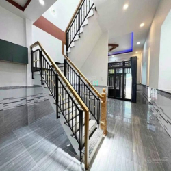 Cần bán gấp căn nhà ở đường Bình Chiểu, P. Bình Chiểu, Thủ Đức, 2tỷ350