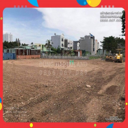 Gv. 46 triệu/m2. 1260m2 đất mặt tiền đường 20m, gần chung cư dream