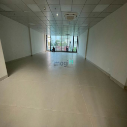 Văn Phòng mặt tiền vị trí đẹp đường Tạ Hiện