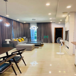 Em Nhi chuyên cho thuê Villas Quận 2, cần cho thuê căn Villas Venica