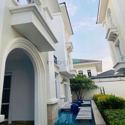 Em Nhi chuyên cho thuê Villas Quận 2, cần cho thuê căn Villas Venica