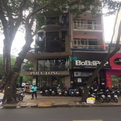 Cho thuê nhà 2MT Huỳnh Thúc Kháng,P.Bến Nghé, Q.1.9x10, hầm trệt 7 lầu