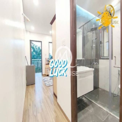 BÁN GẤP toà nhà 6 tầng MT nội bộ kế Công an, cơ quan Nn 4x24