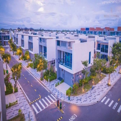 Biệt thự biển sẵn sổ đỏ vĩnh viễn cạnh sân golf BRG