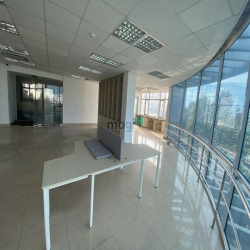 Văn phòng 30m2 tại Quận 1, giá 13 triệu/tháng