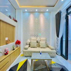 Nhà Hàng Xanh, Nhà 3 tầng Nội thất full, 4.9 x 13M, Hẻm xe hơi thông,