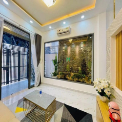 Nhà Hàng Xanh, Nhà 3 tầng Nội thất full, 4.9 x 13M, Hẻm xe hơi thông,