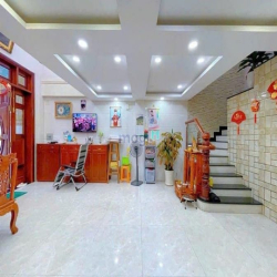 Nhà mặt tiền đường số 1 gần công viên làng hoa