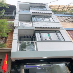 MTKD Ngô Gia Tự Q10 4 tầng 35m2, có 30tr/th lề 7m,  giá 13.7 tỷ TL