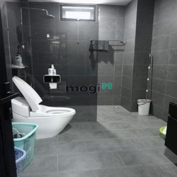 MTKD Ngô Gia Tự Q10 4 tầng 35m2, có 30tr/th lề 7m,  giá 13.7 tỷ TL