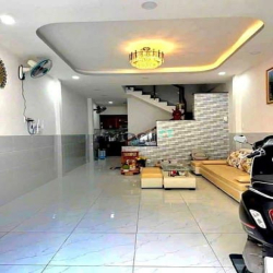 3 tầng, 4pn, hẻm ô tô, gần pandora trường chinh, 5 tỷ xíu