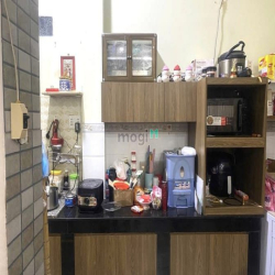 Nhà Tên Lửa ngang 5,2m, 2 Tầng, 3 Phòng ngủ, SHR Công nhận đủ.