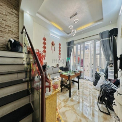 Nhà VŨ TÙNG - 4,2M X 16M  nở hậu - 4 phòng ngủ - 4 tầng - nhỉnh 6 tỷ