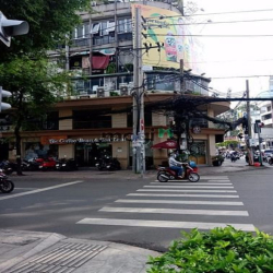 Cho thuê Góc 2 MT Cách M.T 8-Võ V Tần, Quận 3.10x15,trệt lửng lầu 414