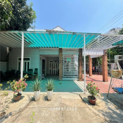 Nhà 2 MT đường thông Thạnh Lộc 41, DT:22x22m, hướng đông nam, Q12